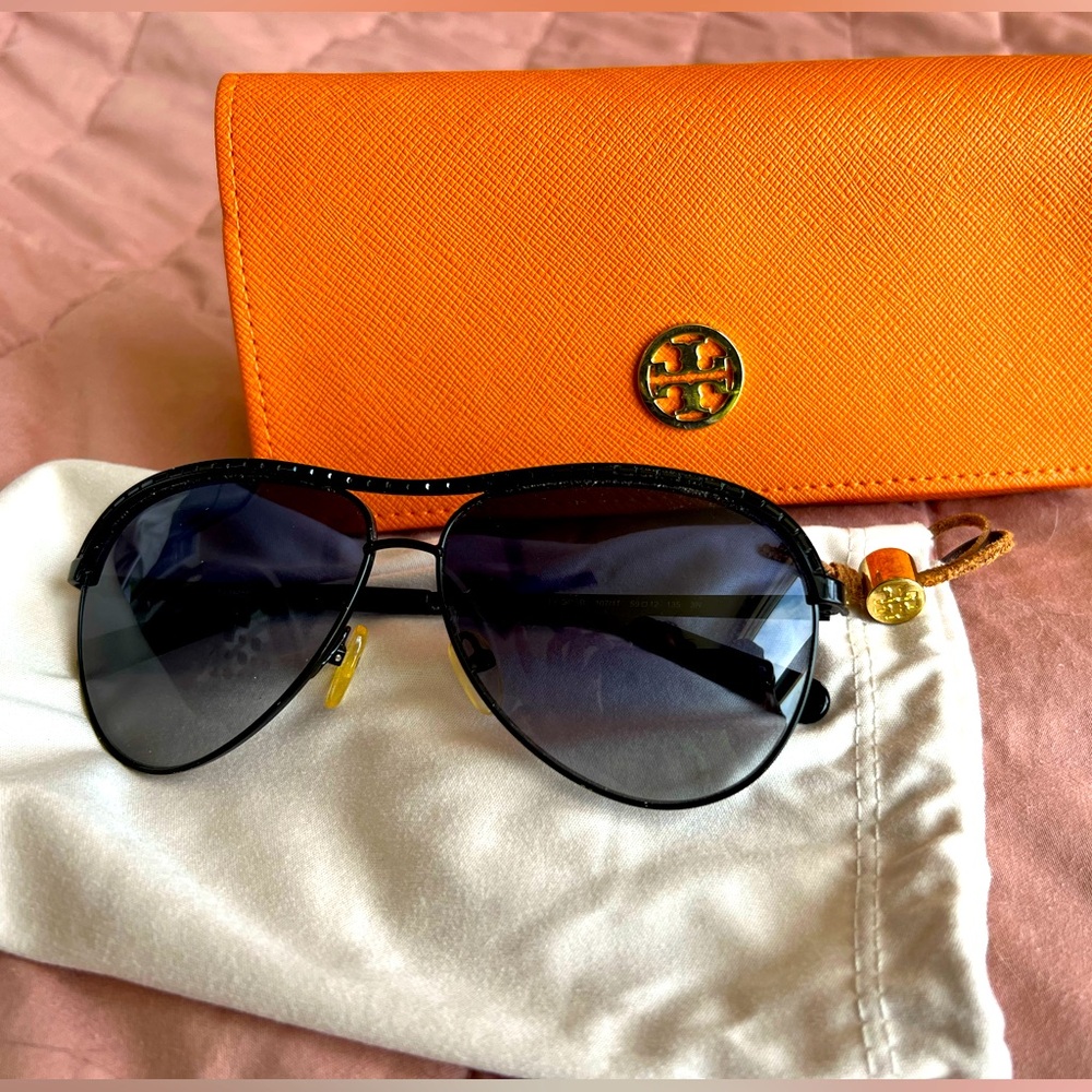 Tory Burch Ty6015b 107/11 Sunglasses Black Gradient Dark W/dust Cover And Case